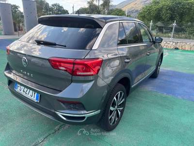 Volkswagen T-Roc SCR Advanced BlueMotion Technology Grigio usata Aquino