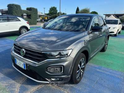 Volkswagen T-Roc SCR Advanced BlueMotion Technology Grigio usata Aquino