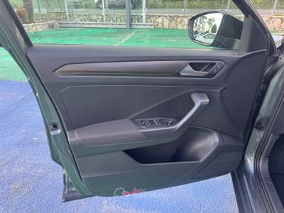 Volkswagen T-Roc SCR Advanced BlueMotion Technology Grigio usata Aquino