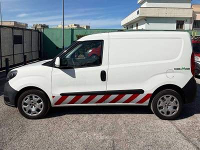 Fiat Doblò 1.4 NATURAL POWER 120CV FURGONE - 2020 usata Corato