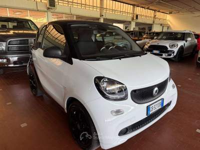 Smart ForTwo 1.0 Youngster 71cv twinamic Bianco usata Cremona