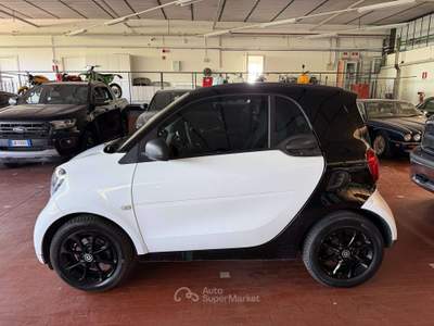 Smart ForTwo 1.0 Youngster 71cv twinamic Bianco usata Cremona