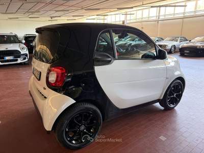 Smart ForTwo 1.0 Youngster 71cv twinamic Bianco usata Cremona
