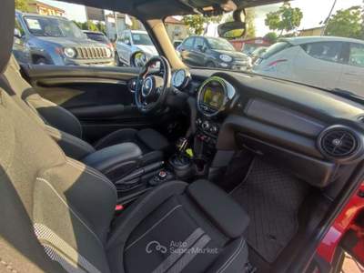 MINI 1.5 Cooper D Hype 5 1.5 Cooper D 116cv Automatica Rosso usata San Donà di Piave