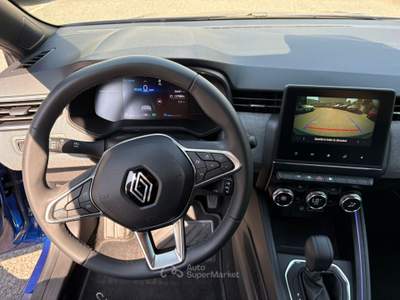 Renault Clio 1.6 E-TECH full hybrid 107KW TECHNO Blu/Azzurro usata TREVIGLIO