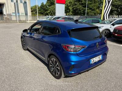 Renault Clio 1.6 E-TECH full hybrid 107KW TECHNO Blu/Azzurro usata TREVIGLIO