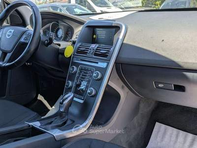 Volvo XC60 2.0d Geartronic 136cv Nero usata Roma