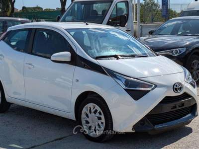 Toyota Aygo 1.0cc 72cv - CAMBIO AL VOLANTE Bianco usata Roma