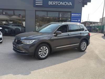 Volkswagen Tiguan 2.0 TDI SCR 110KW Life DSG Grigio usata Alonte