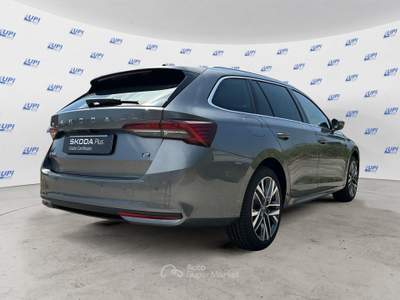 Skoda Octavia 2.0 TDI 110KW STYLE DSG Grigio usata Pistoia