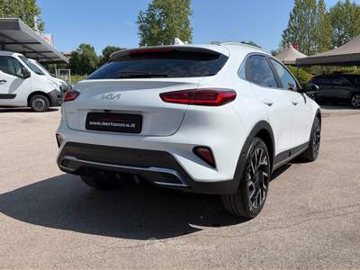 Kia XCeed 1.6 CRDi 136 CV MHEV DCT Business Bianco usata Alonte