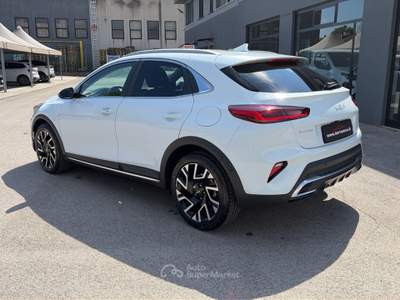 Kia XCeed 1.6 CRDi 136 CV MHEV DCT Business Bianco usata Alonte