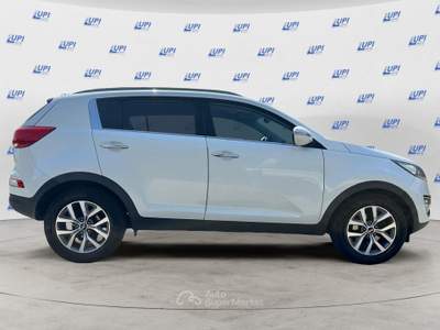 Kia Sportage 1.7 crdi High Tech stop&go 2wd Bianco usata Pistoia