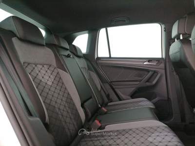 Volkswagen Tiguan 1.5 tsi R-Line 150cv dsg Bianco usata Roma