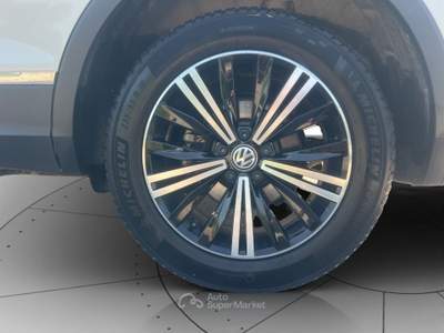 Volkswagen Tiguan Tiguan 2.0 tdi advanced 4motion 150cv Bianco usata Rovigo