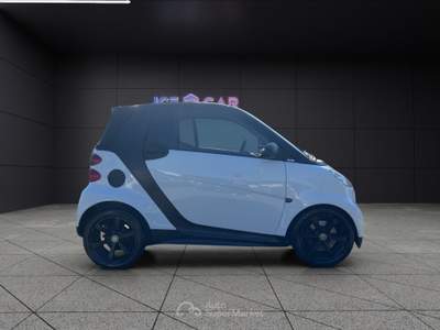 Smart ForTwo Fortwo 800 40 kw cabrio pulse cdi Bianco usata Roma