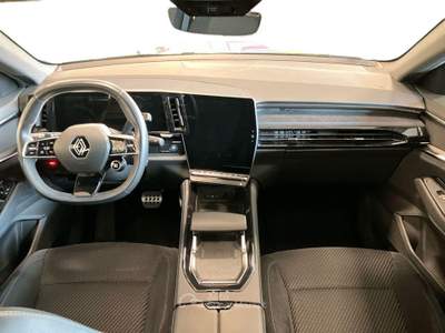 Renault Austral Austral 1.2 E-Tech full hybrid Iconic Esprit Alpine 200cv auto Grigio usata Como