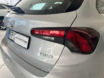 Fiat Tipo Tipo Station Wagon 1.6 Multijet 120cv Easy Busines Grigio usata Como