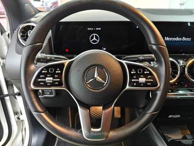 Mercedes-Benz GLA GLA 200 d Automatic Sport Plus Bianco usata RENDE