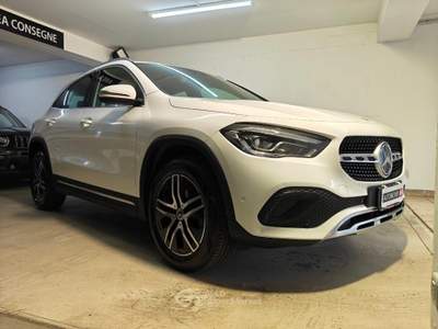 Mercedes-Benz GLA GLA 200 d Automatic Sport Plus Bianco usata RENDE