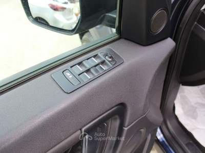 Land Rover Discovery Sport  2.0 TD4 150 CV Pure Blu/Azzurro usata Padula