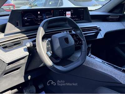 Peugeot 3008  1.2 hybrid Allure 145cv e-dcs6 Grigio usata Sant'Anastasia