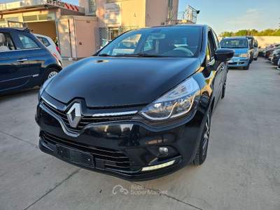 Renault Clio  1.5 dci Intens 110cv usata Aversa