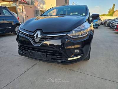 Renault Clio  1.5 dci Intens 110cv usata Aversa