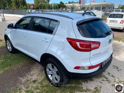 Kia Sportage 1.7 CRDI VGT Active 2WD Bianco usata Latina