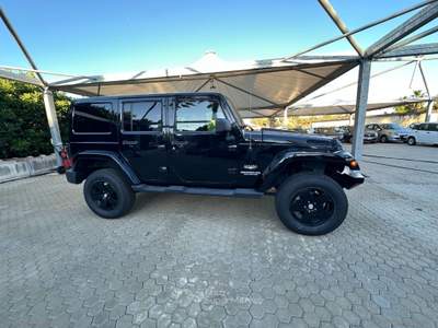 Jeep Wrangler Wrangler Unlimited 2.8 CRD Sahara Nero usata San Michele Salentino