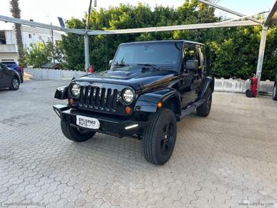 Jeep Wrangler Wrangler Unlimited 2.8 CRD Sahara Nero usata San Michele Salentino
