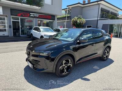 Alfa Romeo Junior Junior 1.2 145 CV Hybrid eDCT6 Speciale Nero usata Arco
