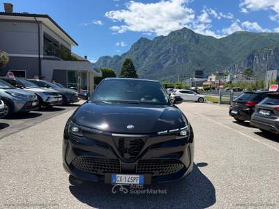 Alfa Romeo Junior Junior 1.2 145 CV Hybrid eDCT6 Speciale Nero usata Arco