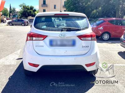 Hyundai ix20 1.6 crdi Xpossible Bianco usata Roma