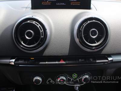 Audi A3 SPB 1.4 TFSI S TRONIC G TRON AMBITION Nero usata Napoli