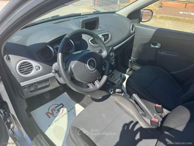 Renault Clio CLIO YAHOO 1.2 75CV GPL Grigio usata Bari