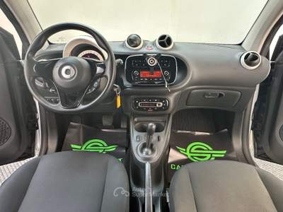Smart ForTwo coupè 1.0 AUTOMATICA|NEOPATENT.|BLUETOOTH Bianco usata Como