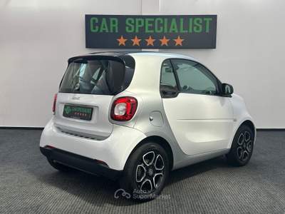 Smart ForTwo coupè 1.0 AUTOMATICA|NEOPATENT.|BLUETOOTH Bianco usata Como