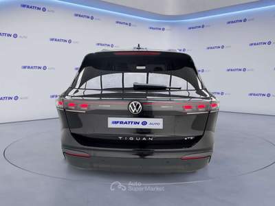 Volkswagen Tiguan Tiguan 1.5 Etsi 130 Cv Act Dsg Edition Plus Nero usata Cassola