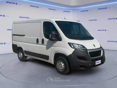 Peugeot Boxer Boxer 330 2.0 Bluehdi 130cv Pc-Tn Furgone Bianco usata Cassola