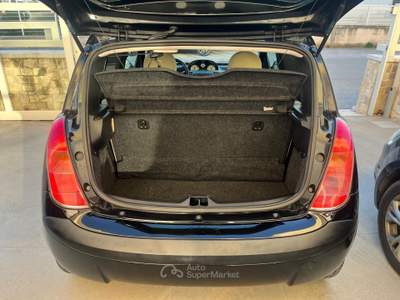 Lancia Ypsilon Benzina Nero usata Castellana Grotte