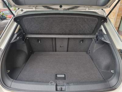 Volkswagen T-Roc Life Beige usata Altamura