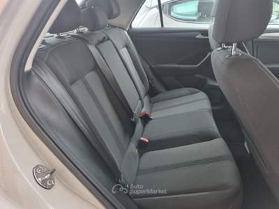 Volkswagen T-Roc Life Beige usata Altamura