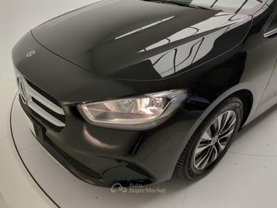 Mercedes-Benz Classe B B 180 d Automatic Business Extra Nero usata Avellino