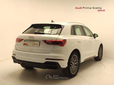 Audi Q3 2.0 35 TDI S Tronic S Line Edition Bianco usata Avellino