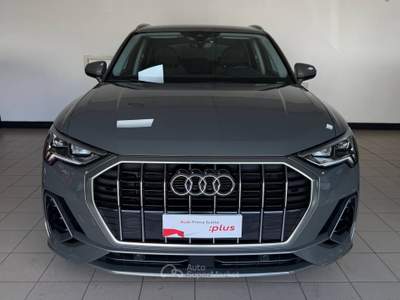 Audi Q3 2.0 35 TDI S Tronic S Line Edition Grigio usata Avellino