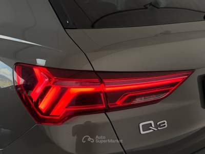 Audi Q3 2.0 35 TDI S Tronic S Line Edition Grigio usata Avellino