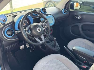 Smart ForTwo Cabrio Brabus Edition 90cv twinamic 200 esemplari usata Castel Gandolfo