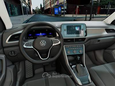 Volkswagen T-Roc 1.5 TSI ACT DSG Edition Plus Beige usata Avellino