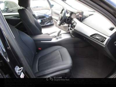BMW Serie 5 520d 520 BMW 520D TOURING 190CV STEPTRONIC 48V X-DRIVE BUSI Nero usata Salerno